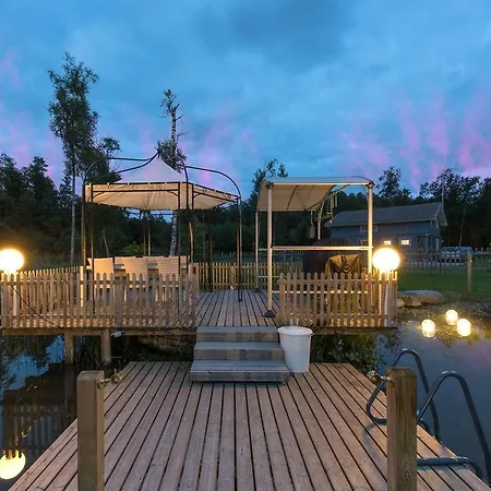 Hirsi Huvila Villa Kuusalu